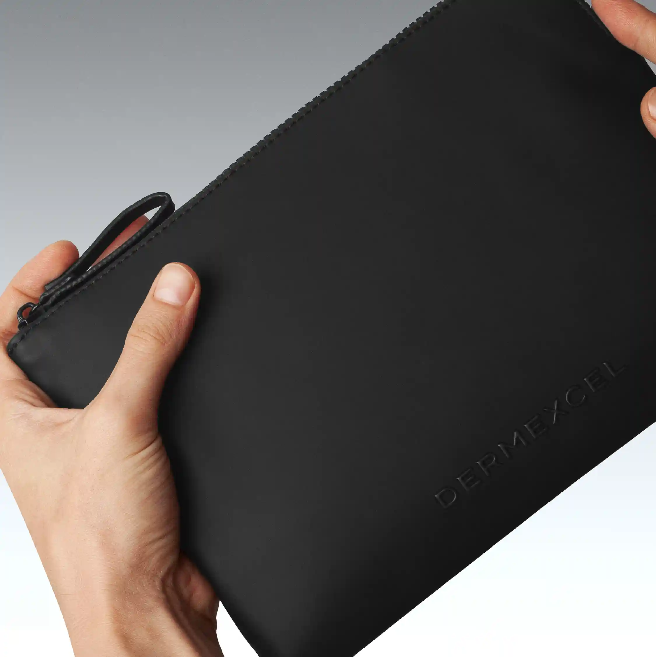 Voyageur Noir Pouch